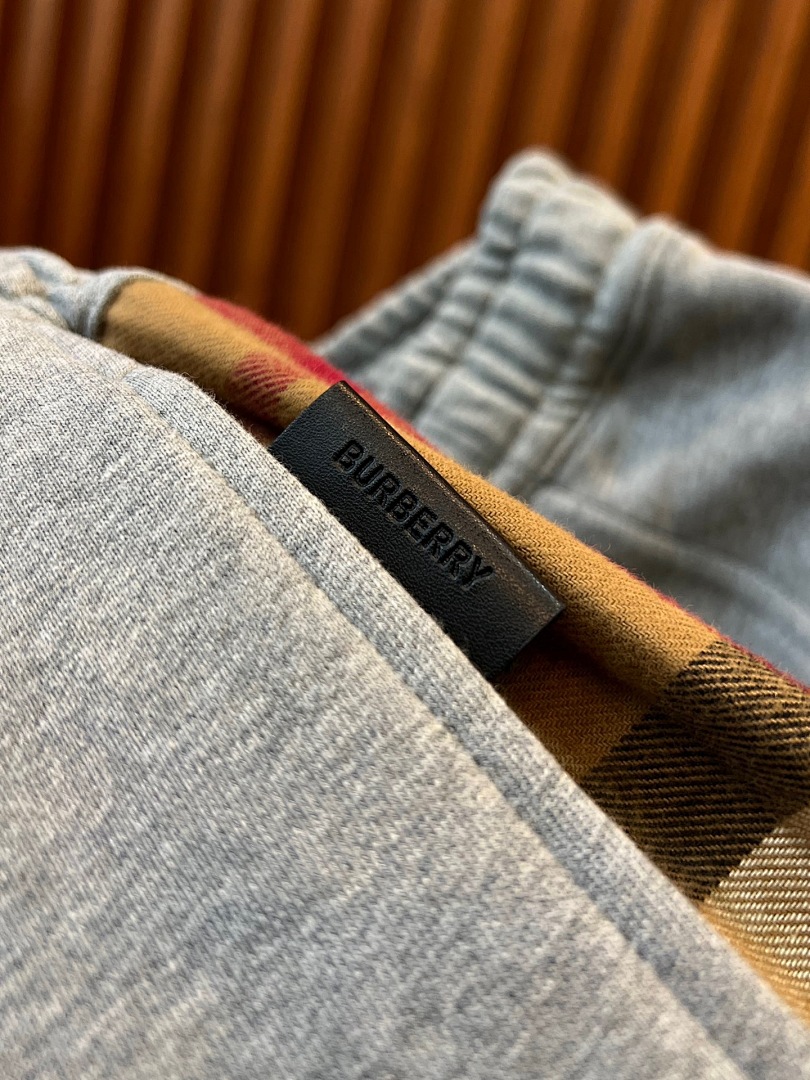 Burberry –6B026-65L - Image 25