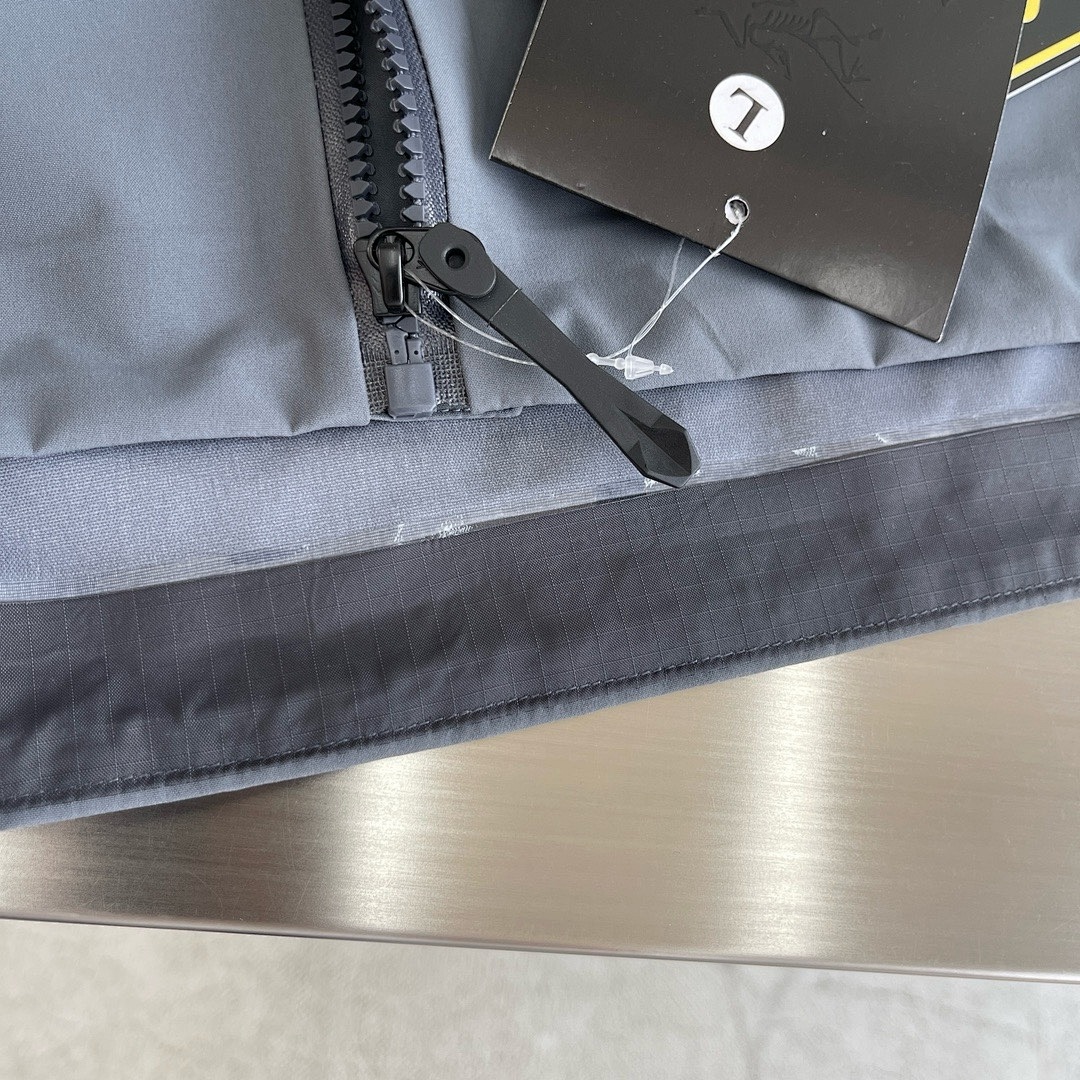 Arc'teryx — - Image 31