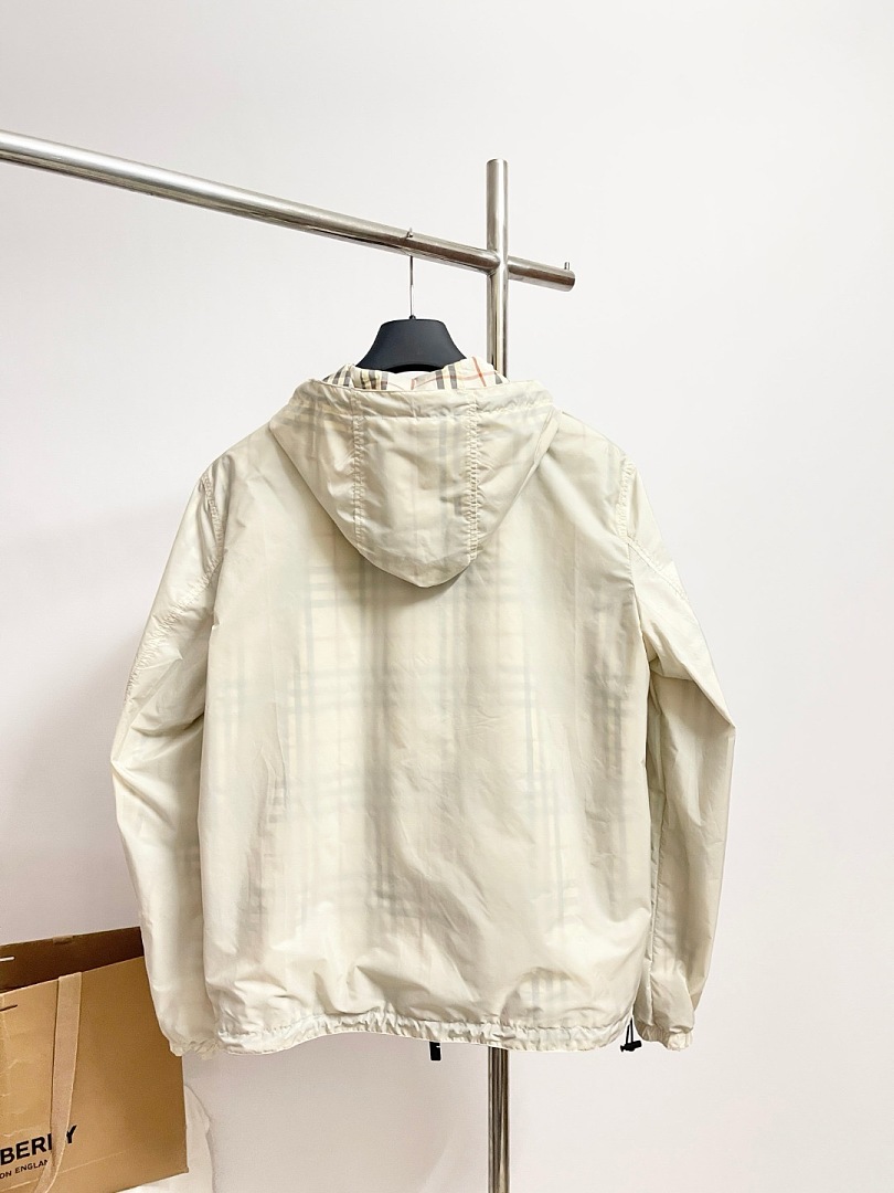 Burberry 6403-61L - Image 10