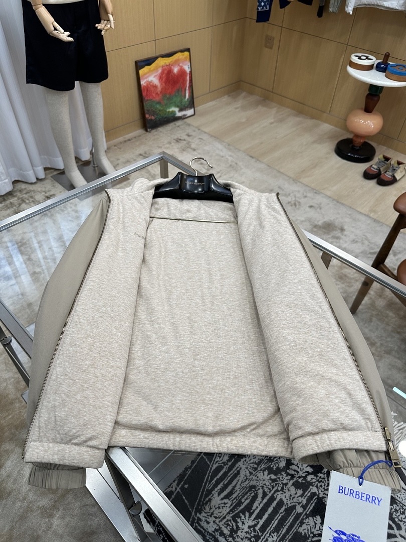 Burberry 567−8L - Image 21
