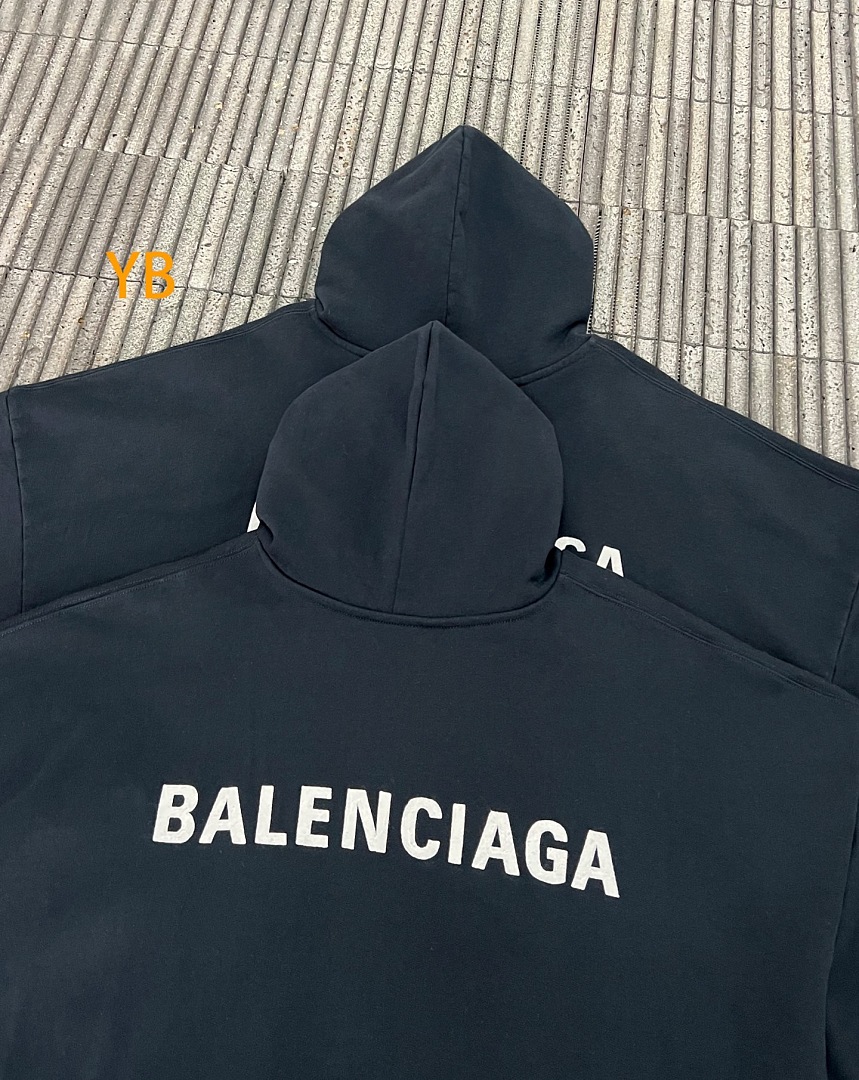Balenciaga 525343−51L - Image 20