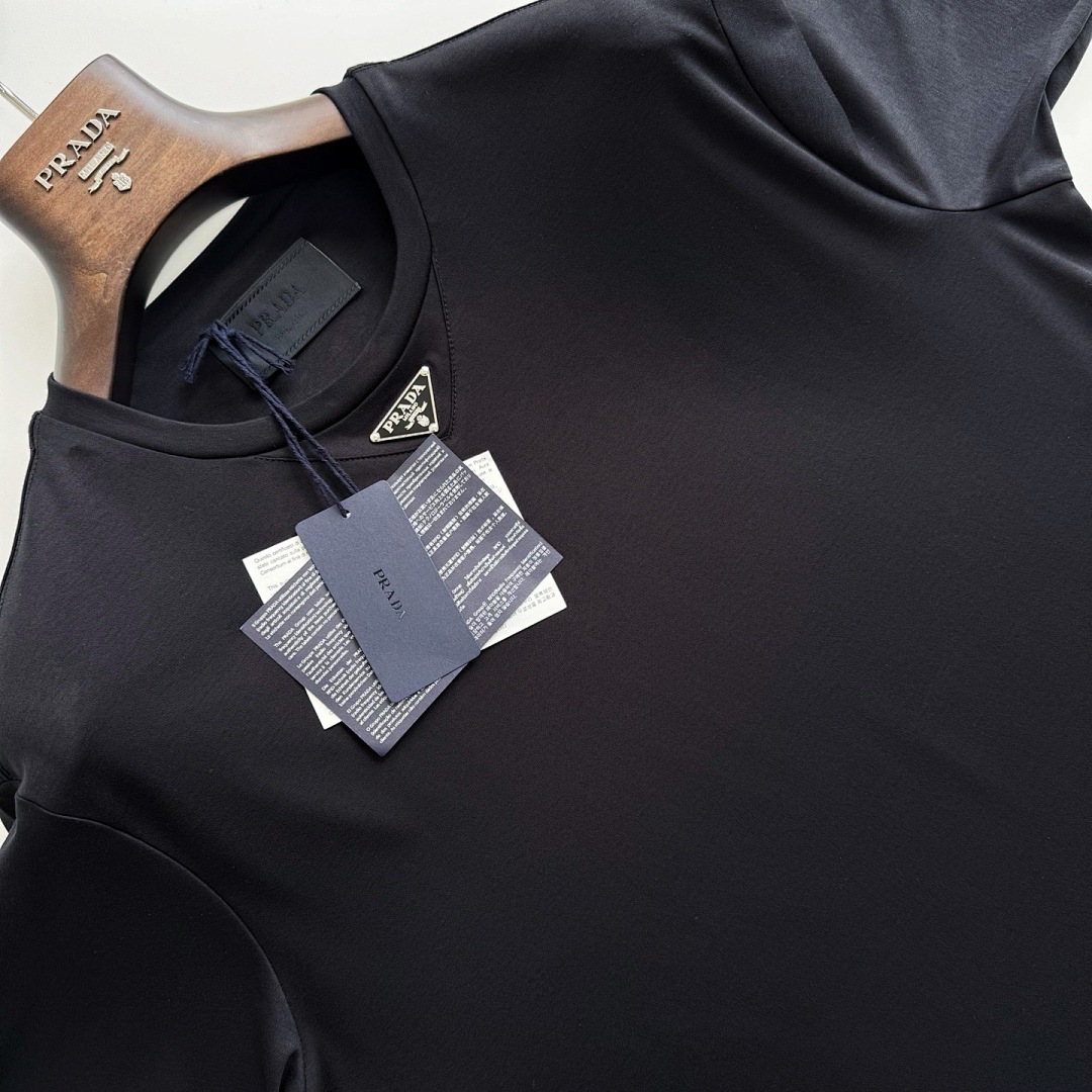 Prada 625214-60L - Image 24