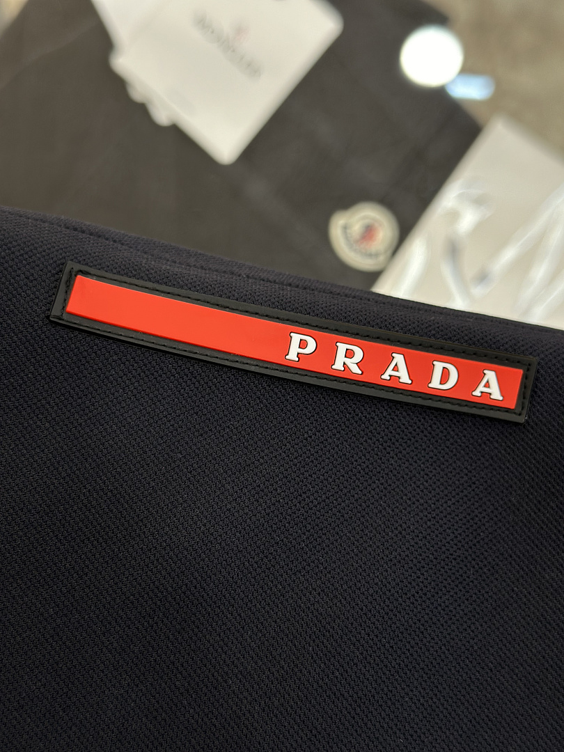 Prada 5206−8L - Image 33