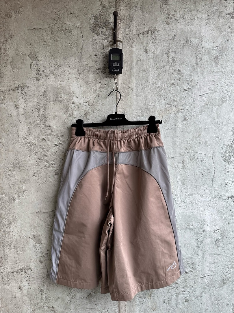 Balenciaga 509−24L