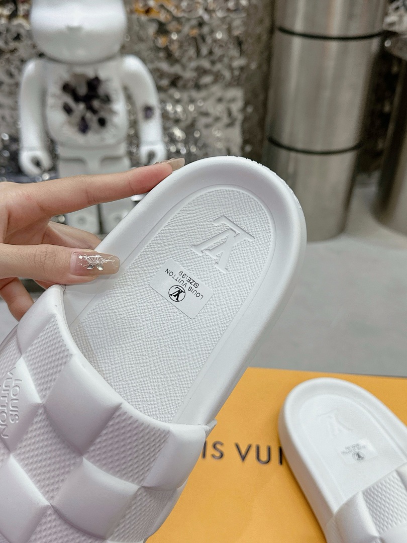 Unbranded Yuan Slides V081 - Image 21