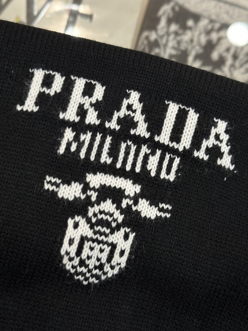 Prada 6400-69L - Image 9