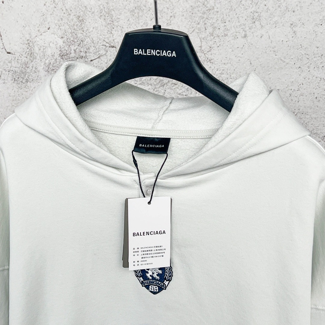 Balenciaga 5324−24L - Image 4