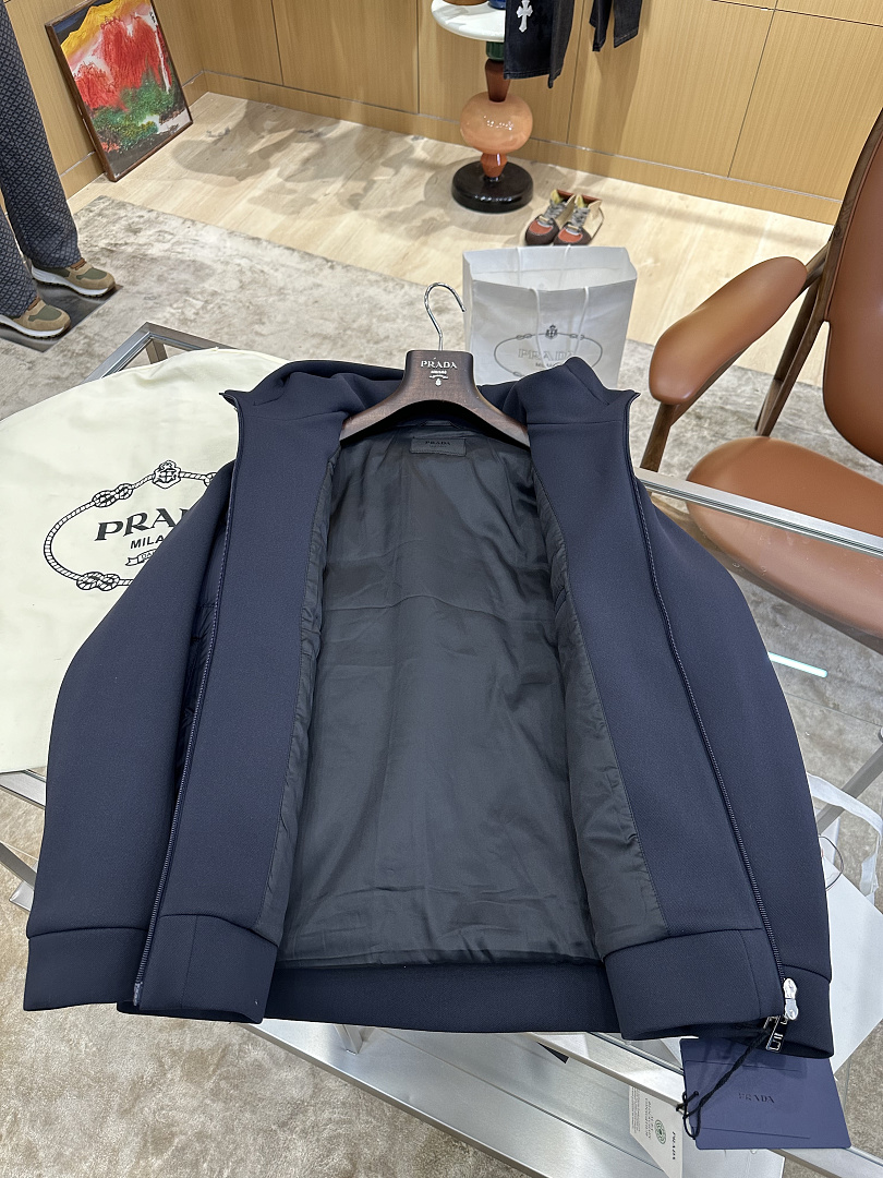 Prada 5206−8L - Image 23