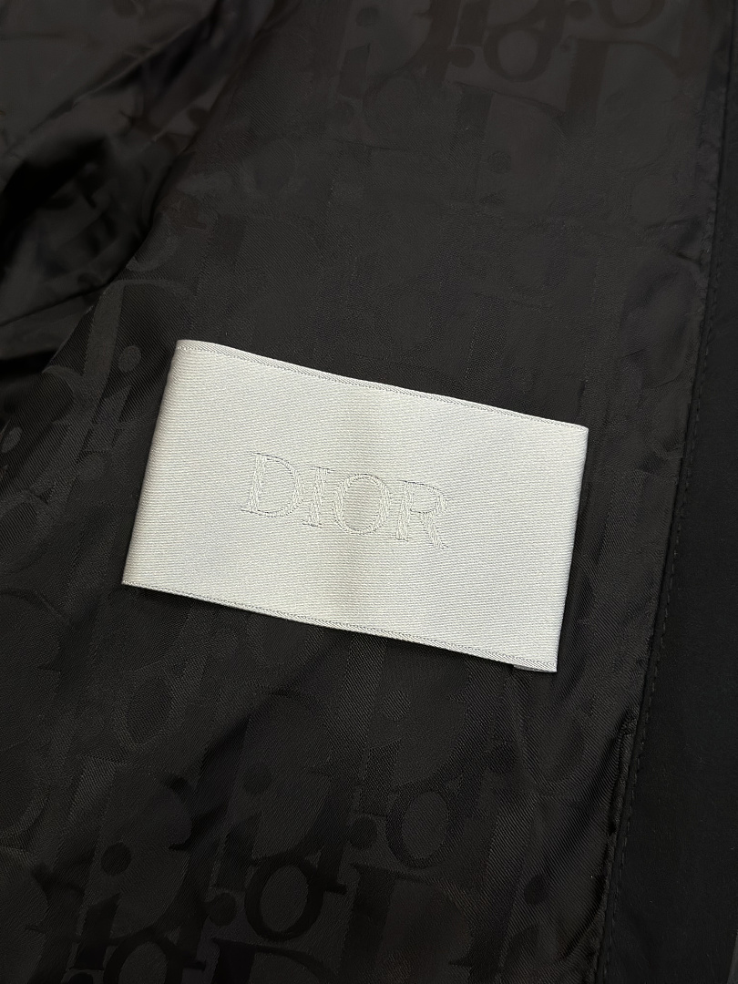 Dior 38161-86L - Image 28