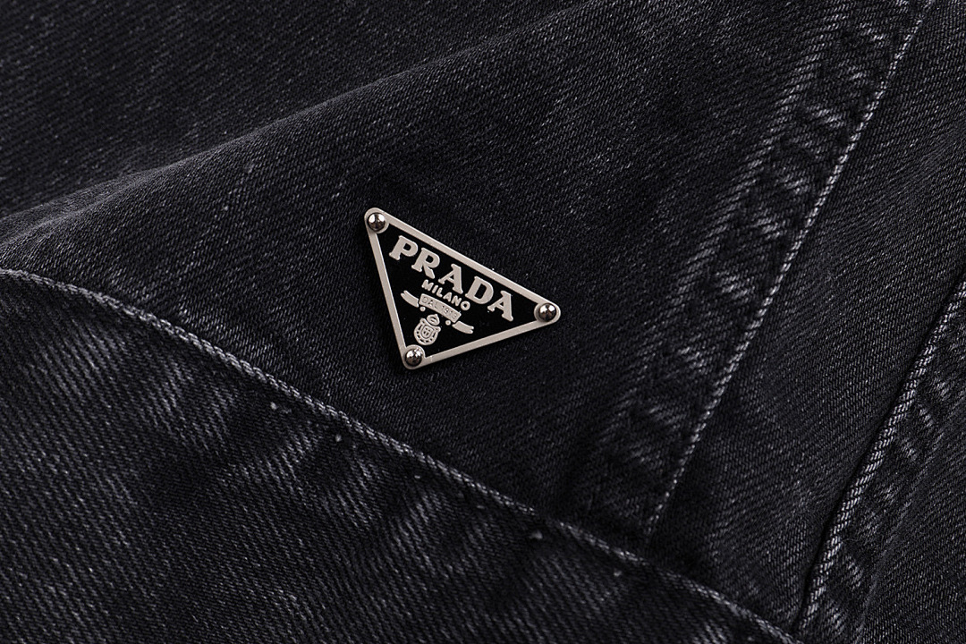 Prada 525085 -51L - Image 6
