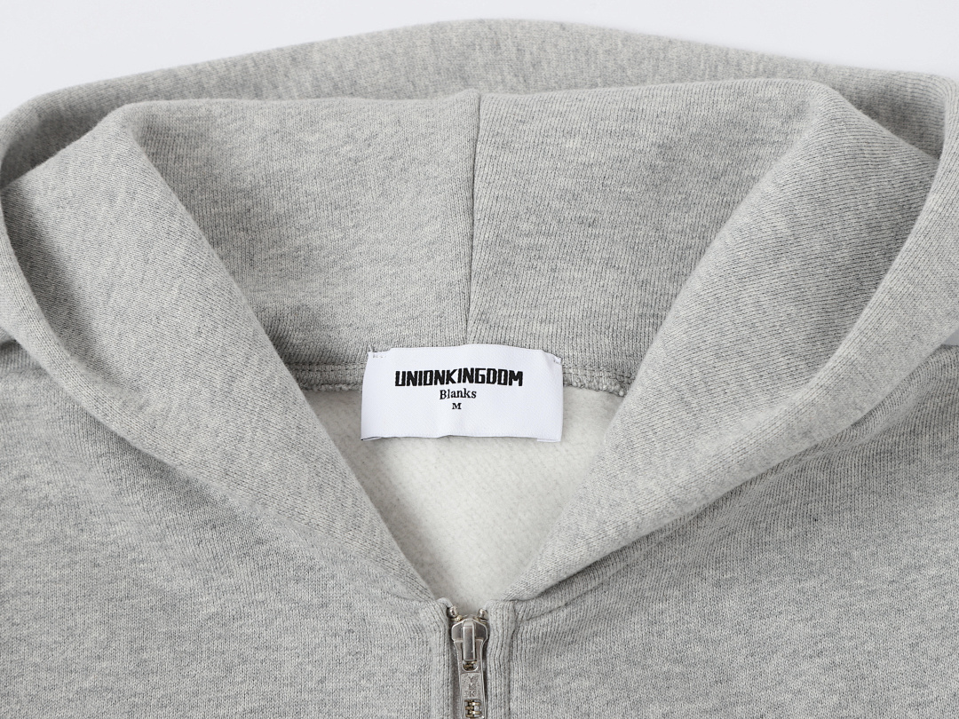On Running 520Gsm Union Kingdom Boxy Cropped Fit Zip-Up - Image 25
