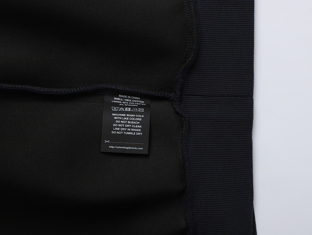 On Running 630Gsm Union Kingdom Boxy Cropped Fit Blank Crewneck - Image 26
