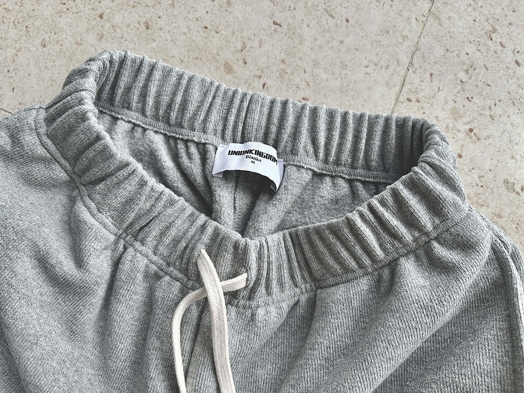On Running 400Gsm Union Kingdom Coarse Needle Texture Blank Shorts - Image 57