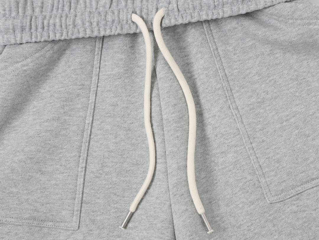 On Running 520Gsm Union Kingdom Cozy Baggy Shorts - Image 20