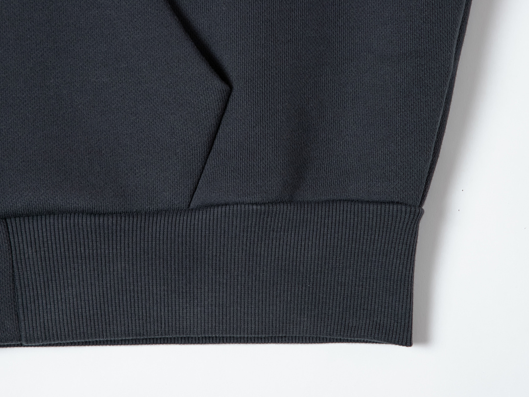 On Running 630Gsm Union Kingdom Boxy Cropped Fit Blank Zip-Up - Image 30