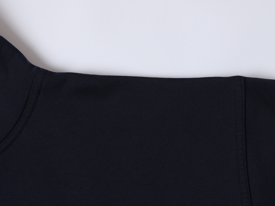 On Running 420Gsm Union Kingdom Terry Faric 100% Cotton Cropped Fit Blank Hoodie - Image 39