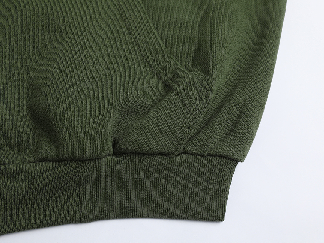 On Running 480Gsm Union Kingdom 100% Cotton French Terry Raglan Boxy Cropped Fit Zip-Up - Image 9