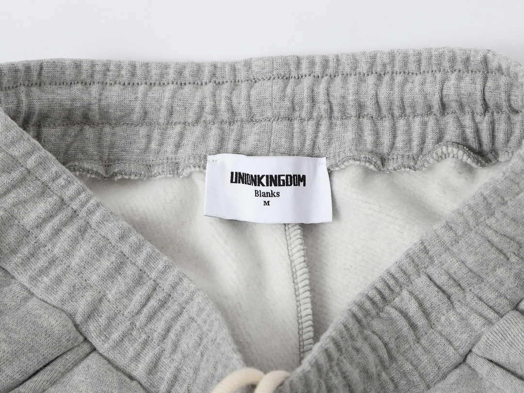 On Running 520Gsm Union Kingdom Boxy Cropped Fit Tracksuit - Image 77