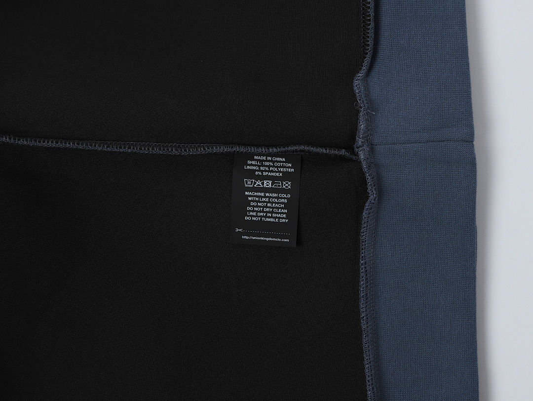 On Running 630Gsm Union Kingdom Boxy Cropped Fit Blank Crewneck - Image 18