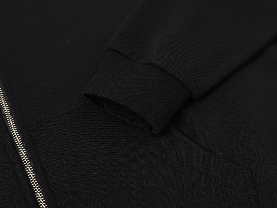 On Running 360Gsm Union Kingdom 100% Cotton French Terry Boxy Cropped Fit Zip-Up - Image 43