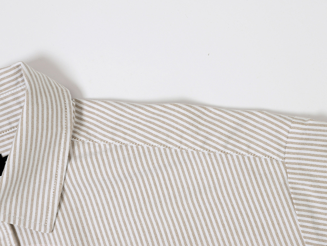 On Running [Restocking]180Gsm 100% Cotton Oxford Weave Boxy Cropped Fit Long-Sleeved Shirt - Image 14