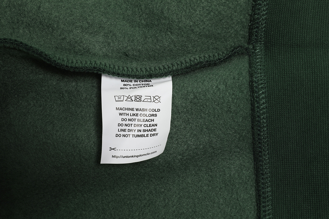 On Running 520Gsm Union Kingdom Boxy Cropped Fit Zip-Up - Image 9