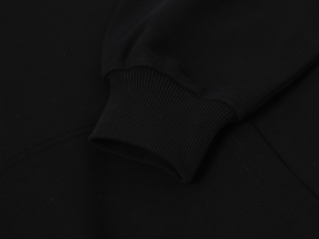 On Running 400Gsm Union Kingdom 100% Cotton French Terry Loose Fit Hoodie - Image 14