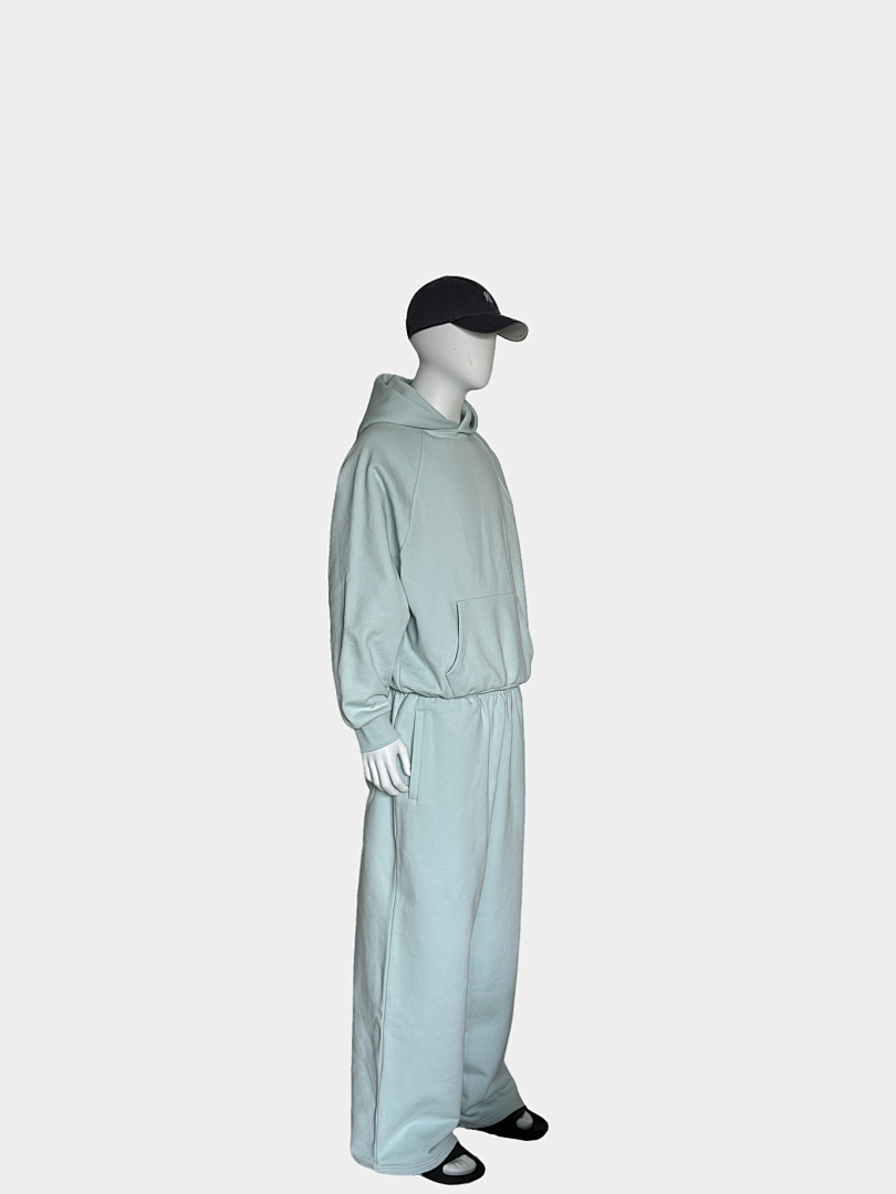 On Running 600Gsm Union Kingdom 100% Cotton Fleece Cropped Fit Hoodie And Baggy Sweatpants - Image 81