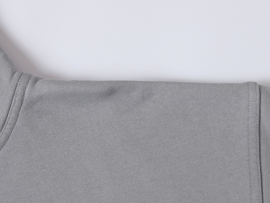 On Running 420Gsm Union Kingdom Terry Faric 100% Cotton Cropped Fit Blank Hoodie - Image 31