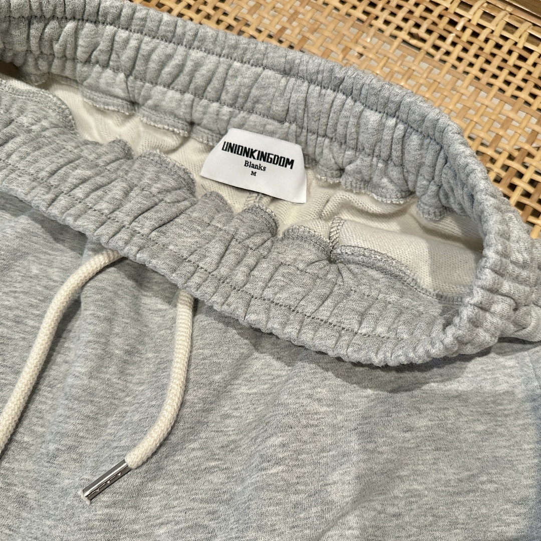 On Running 360Gsm Union Kingdom Cloud Feeling Blank Shorts - Image 58