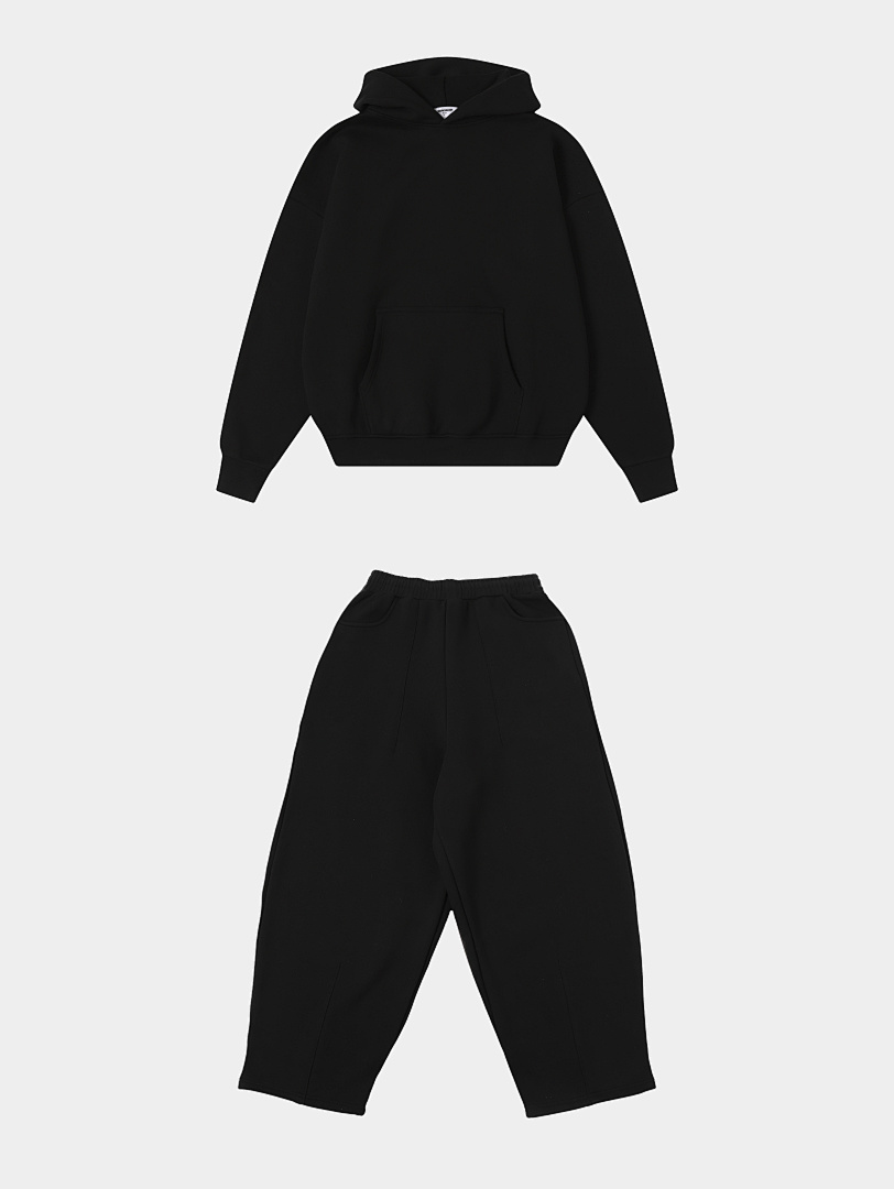 On Running 520Gsm Union Kingdom Boxy Cropped Fit Tracksuit - Image 121