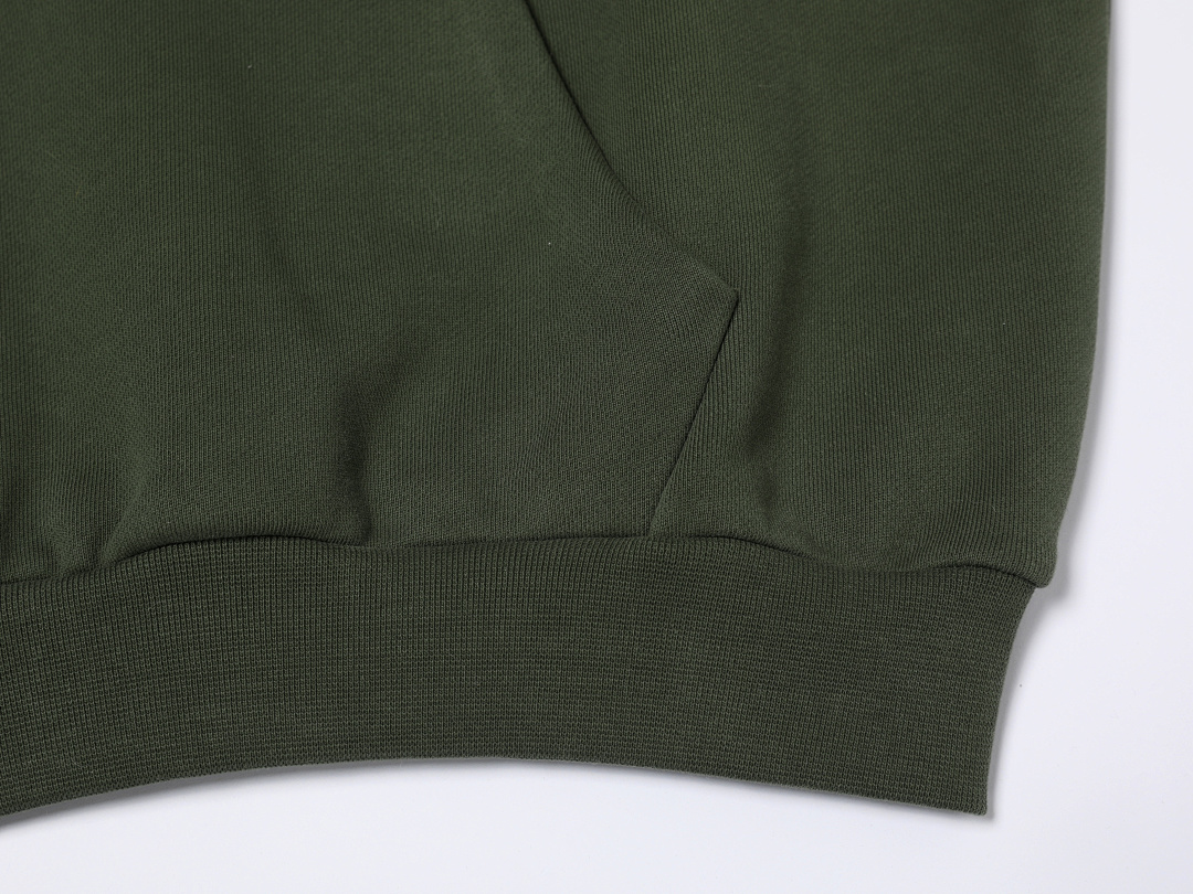 On Running 600Gsm Union Kingdom 100% Cotton Fleece Cropped Fit Hoodie And Baggy Sweatpants - Image 8