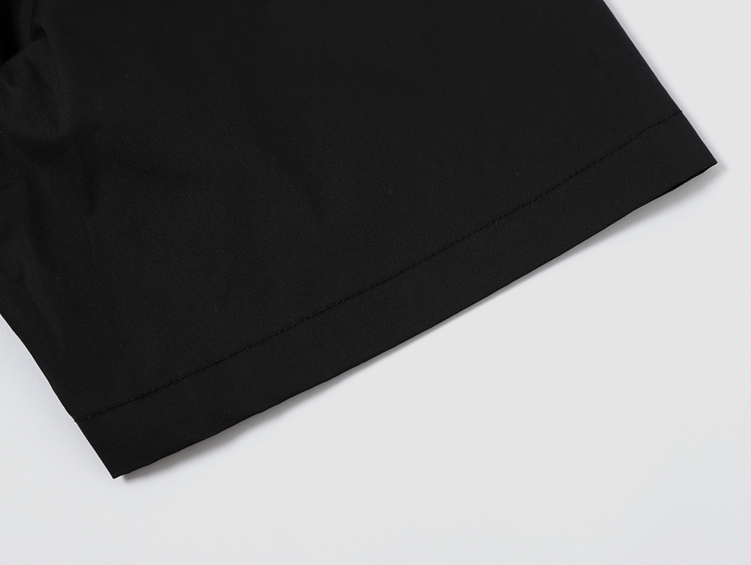 On Running 110Gsm Union Kingdom 100% Cotton Boxy Cropped Fit Cuban Shirt - Image 16