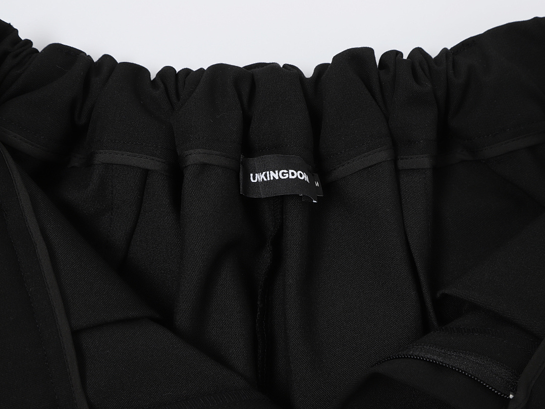 On Running 350Gsm Union Kingdom Baggy Fit Pleated Pant - Image 15