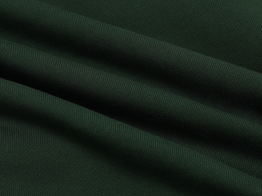 On Running 520Gsm Union Kingdom Boxy Cropped Fit Tracksuit - Image 9