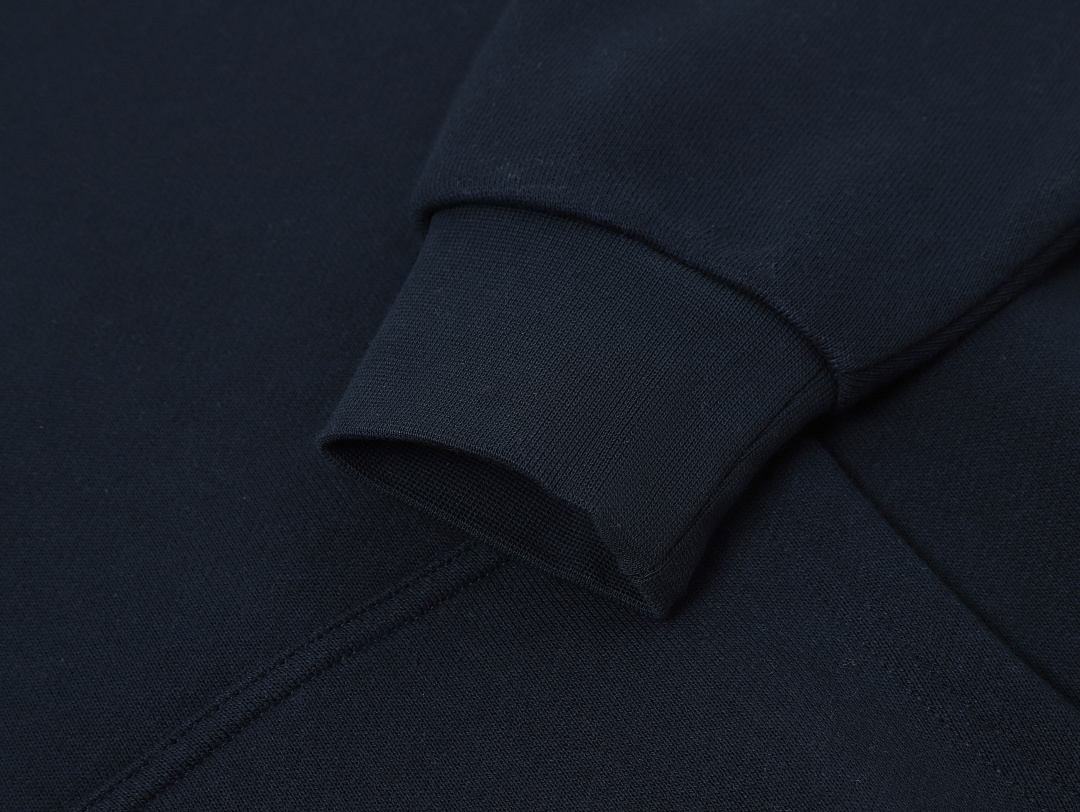 On Running 520Gsm Union Kingdom Boxy Cropped Fit Tracksuit - Image 97