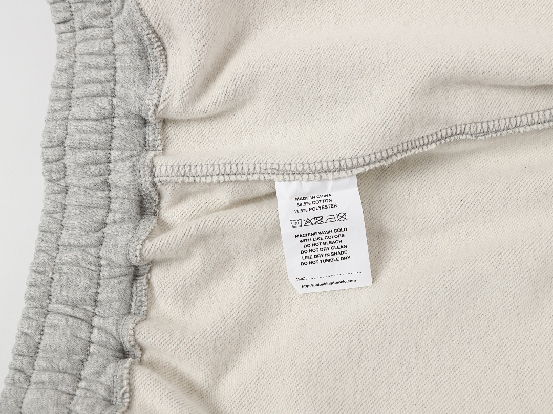 On Running 360Gsm Union Kingdom Cloud Feeling Blank Shorts - Image 25