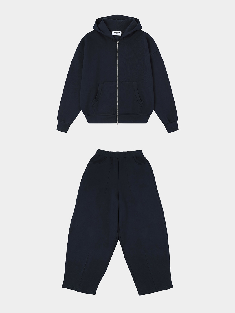 On Running 520Gsm Union Kingdom Boxy Cropped Fit Zip-Up - Image 43