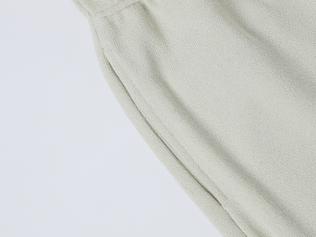 On Running 400Gsm Union Kingdom Coarse Needle Texture Blank Shorts - Image 16