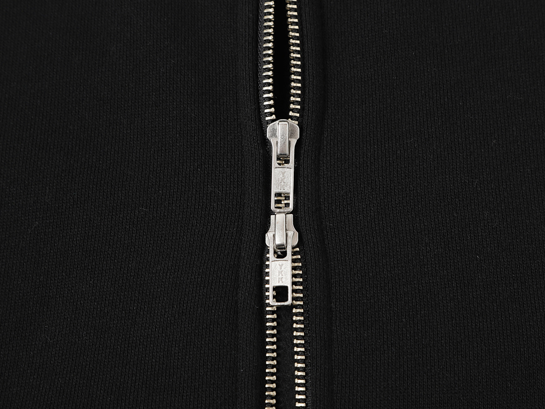 On Running 520Gsm Union Kingdom Boxy Cropped Fit Zip-Up - Image 48