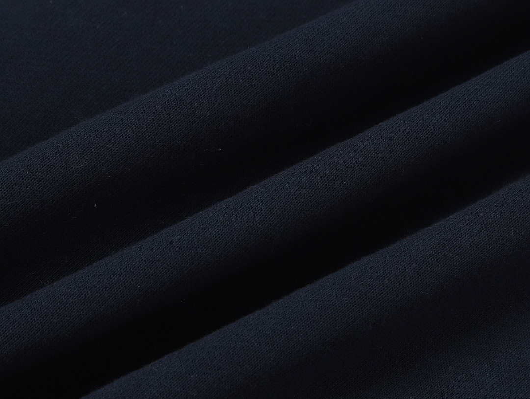 On Running 520Gsm Union Kingdom Boxy Cropped Fit Tracksuit - Image 100