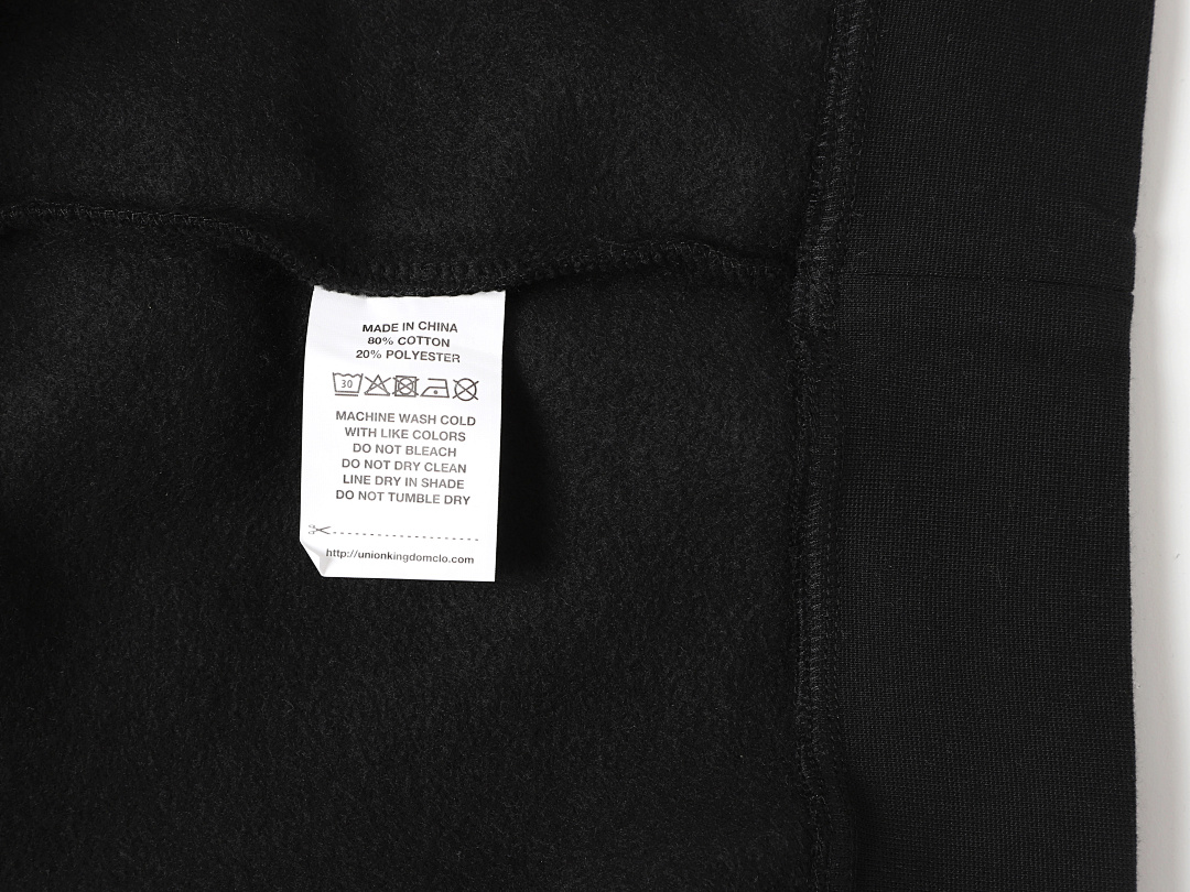 On Running 520Gsm Union Kingdom Boxy Fit Crewneck - Image 27