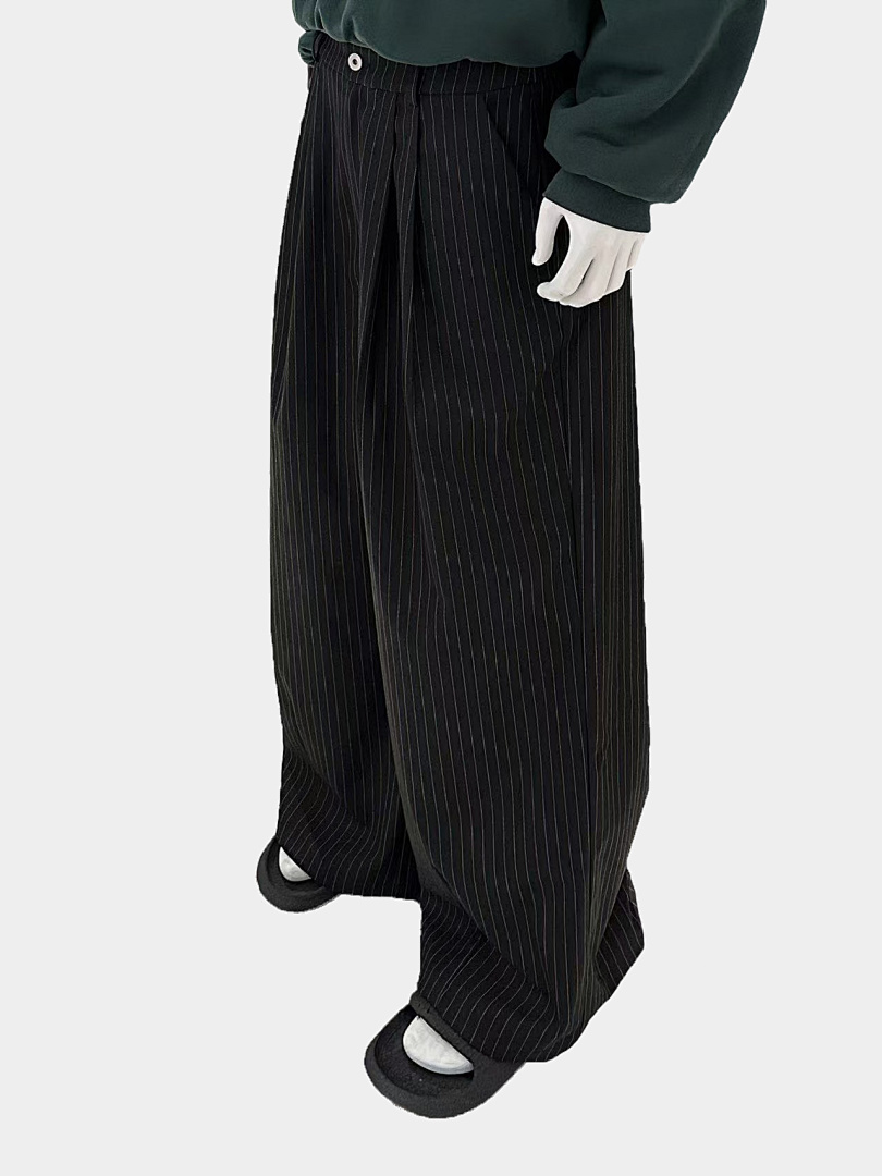 On Running [Restocking]300Gsm Union Kingdom Baggy Fit Striped Pleated Pant - Image 8