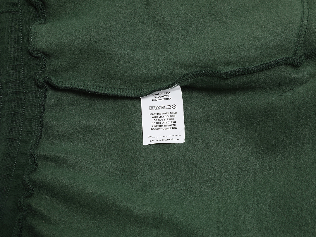 On Running 520Gsm Union Kingdom Boxy Cropped Fit Tracksuit - Image 27