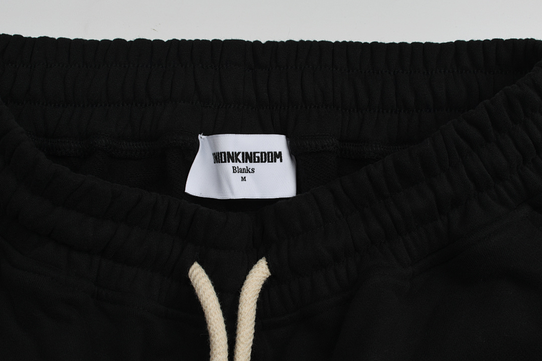 On Running 360Gsm Union Kingdom Cloud Feeling Blank Shorts - Image 36