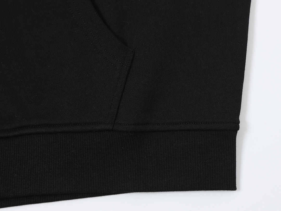 On Running 360Gsm Union Kingdom 100% Cotton French Terry Boxy Cropped Fit Zip-Up - Image 44
