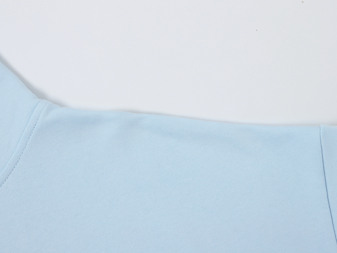 On Running 360Gsm Union Kingdom 100% Cotton French Terry Boxy Cropped Fit Hoodie - Image 13
