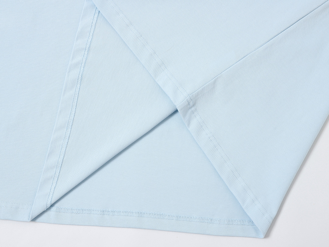 On Running 240Gsm Union Kingdom 100% Cotton Boxy Cropped Fit Blank T-Shirt - Image 19
