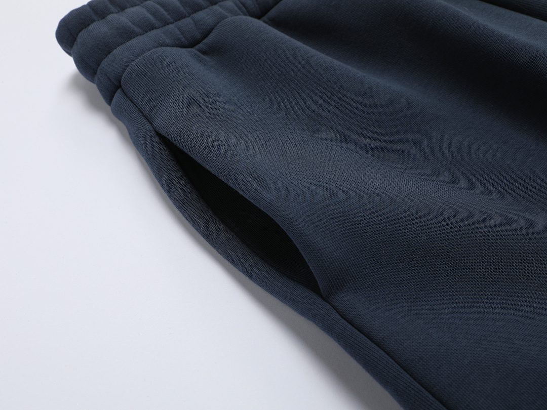 On Running 500Gsm Union Kingdom Orlon Fleece Boxy Cropped Fit Blank Tracksuits - Image 22