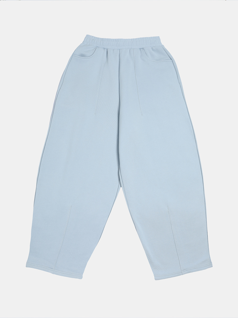 On Running 520Gsm Union Kingdom Boxy Cropped Fit Tracksuit - Image 37